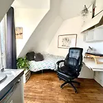 Petite Attique - Avec Vue Sur La Tour Eiffel