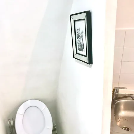 Petite Attique - Avec Vue Sur La Tour Eiffel Appartamento Parigi